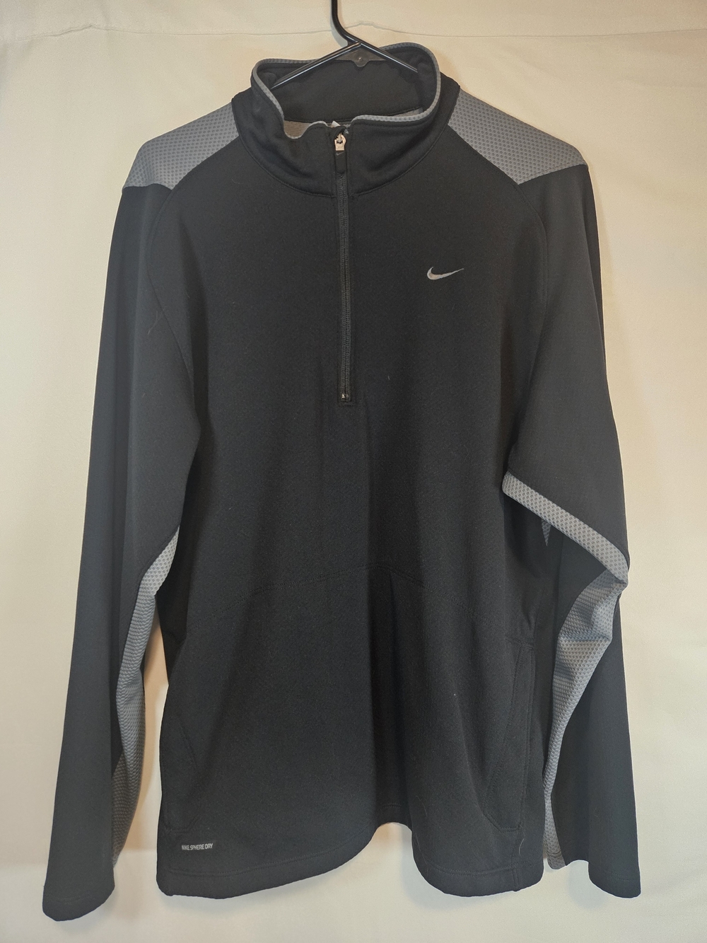 Nike Sphere Dry Men’s Black & Gray Quarter-Zip Performance Pullover